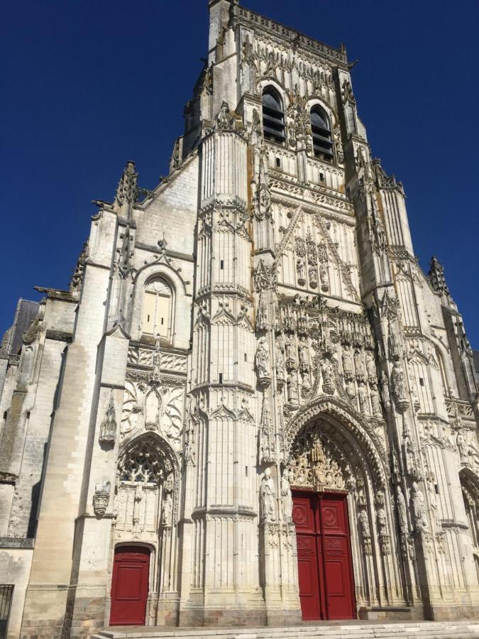 Hotel Jean De Bruges Saint-Riquier المظهر الخارجي الصورة